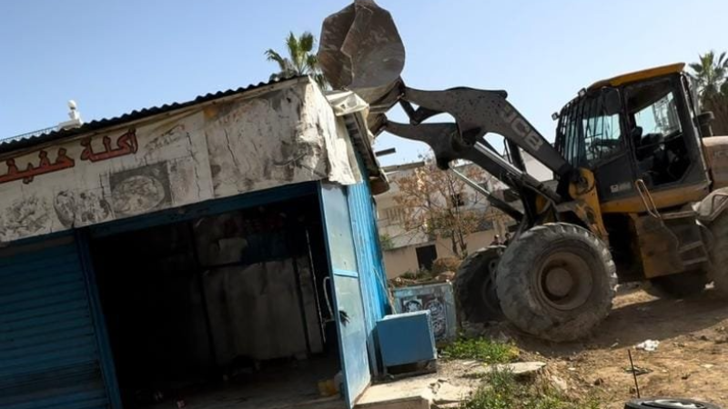 بلدية تونس تهدم كشكا ومبان غير مرخصة في هذه الأحياء