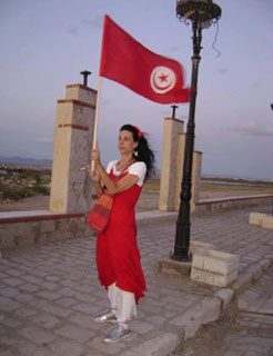 societe_interview-leila-toubel-une-femme-qui-se-bat-pour-une-tunisie-qui-ne-mourra-pas